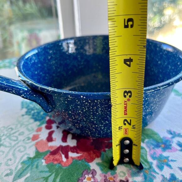 Vintage Blue Splatterware Enamel Ladle – Speckled Sauce Pan with Handle - Picture 7 of 12